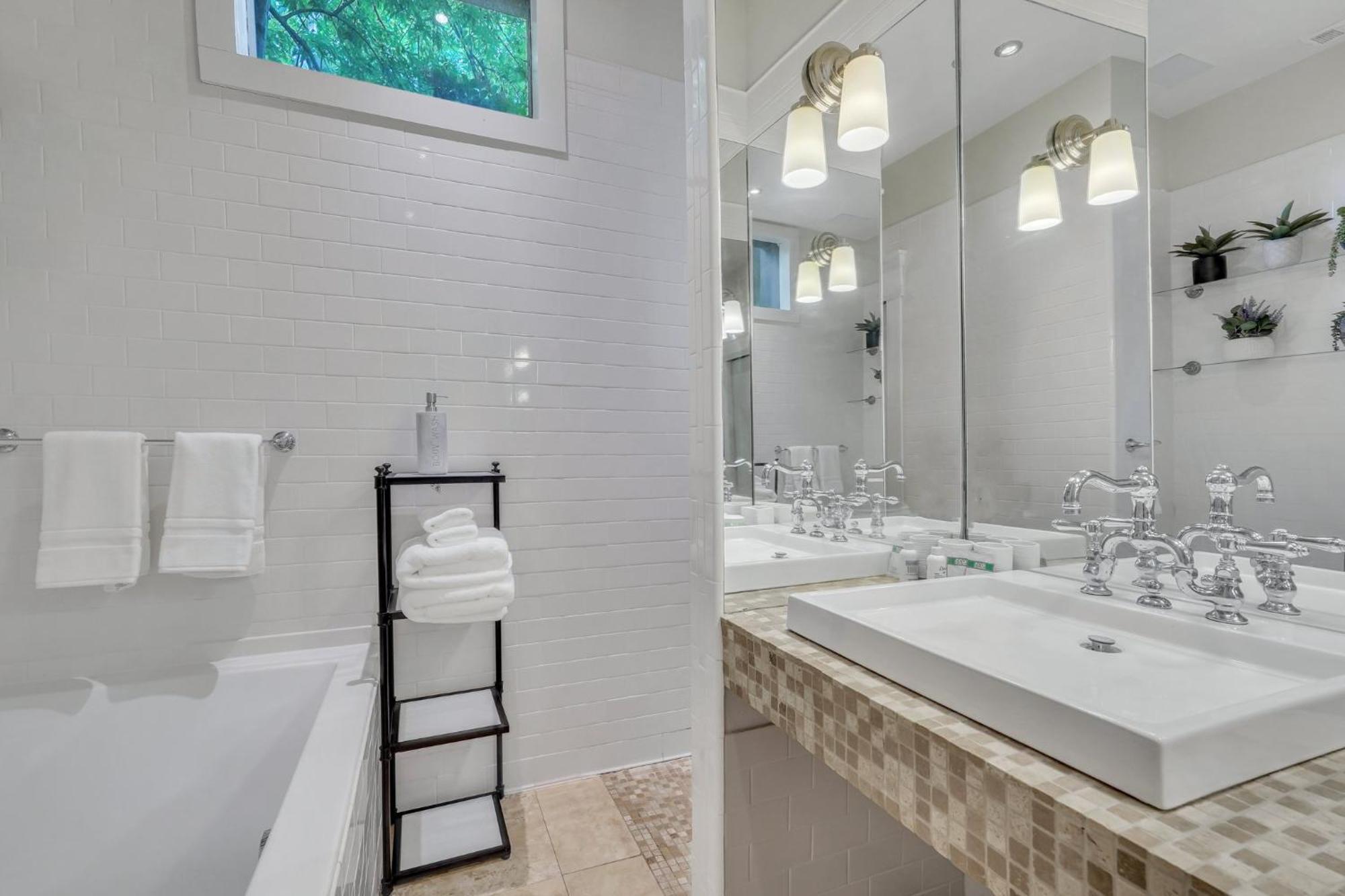The Lincoln Loft, Near Forsyth Park With Free Parking Villa Savannah Kültér fotó
